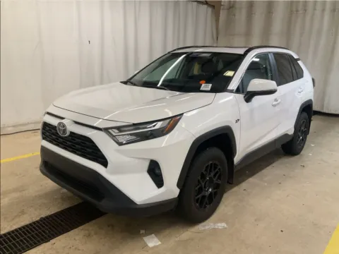 White 2025 Toyota RAV4 XLE for sale in Summerville, SC