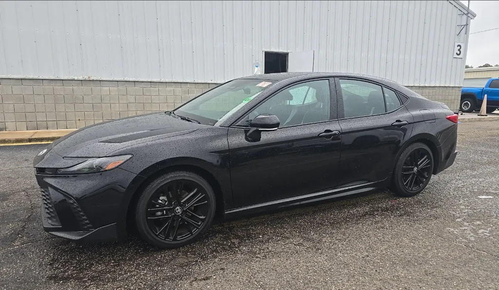 Black 2026 Toyota Camry SE for sale in Summerville, SC