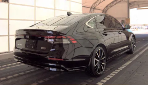 More photos of 2025 Honda Accord Hybrid Touring at Automaxx of the Carolinas, SC