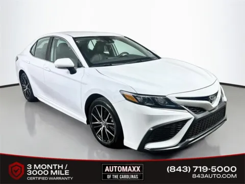 White 2024 Toyota Camry SE for sale in Summerville, SC