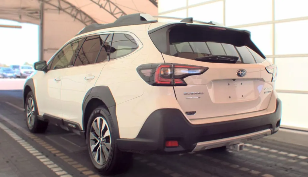 2023 Subaru Outback Touring - Photo 7