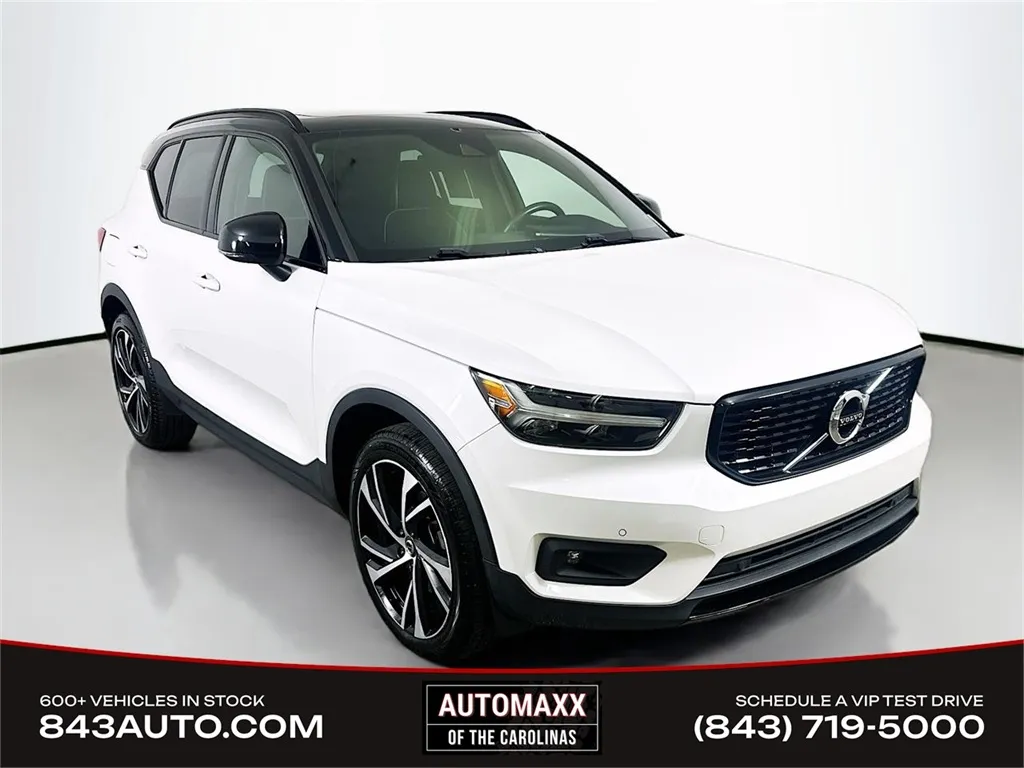 White 2020 Volvo XC40 R-Design for sale in Summerville, SC