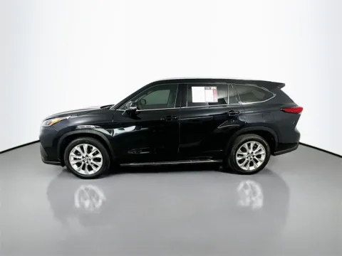 More photos of 2023 Toyota Highlander Limited at Automaxx of the Carolinas, SC