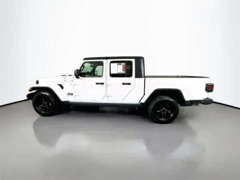 More photos of 2021 Jeep Gladiator Sport at Automaxx of the Carolinas, SC