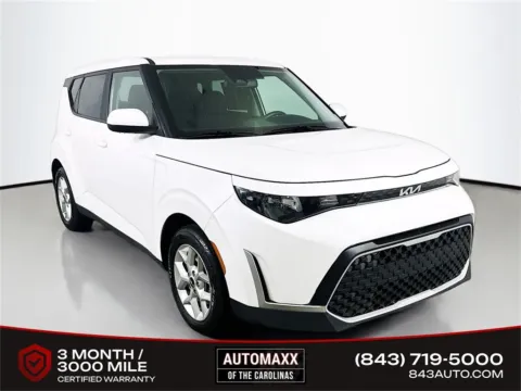 White 2023 Kia Soul LX for sale in Summerville, SC