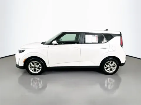 More photos of 2023 Kia Soul LX at Automaxx of the Carolinas, SC