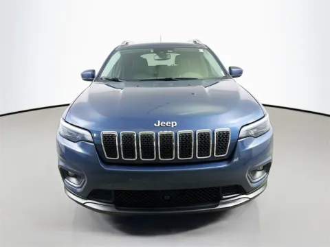 Photos of 2021 Jeep Cherokee Latitude Lux for sale in Summerville, SC at Automaxx of the Carolinas