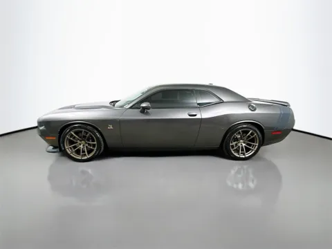 More photos of 2016 Dodge Challenger R/T Scat Pack at Automaxx of the Carolinas, SC