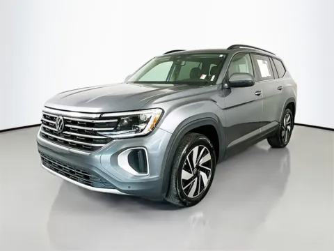 Another view of 2024 Volkswagen Atlas 2.0T SE w/Technology for sale in Summerville, SC at Automaxx of the Carolinas