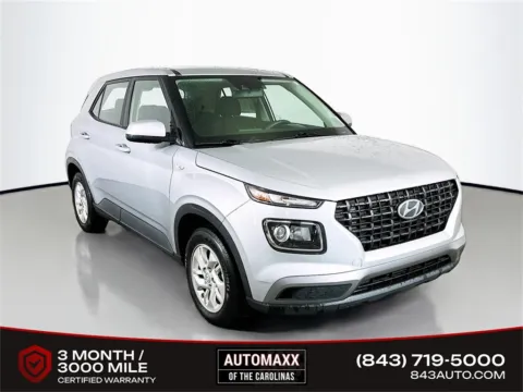 Silver 2021 Hyundai Venue SE for sale in Summerville, SC