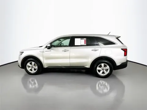 More photos of 2021 Kia Sorento LX at Automaxx of the Carolinas, SC