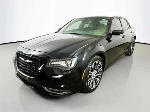 Another view of 2018 Chrysler 300 S for sale in Summerville, SC at Automaxx of the Carolinas