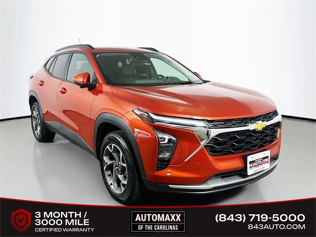 Orange 2024 Chevrolet Trax LT for sale in Summerville, SC