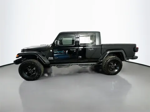 More photos of 2020 Jeep Gladiator Overland at Automaxx of the Carolinas, SC