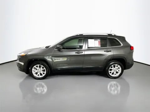 More photos of 2017 Jeep Cherokee Latitude at Automaxx of the Carolinas, SC