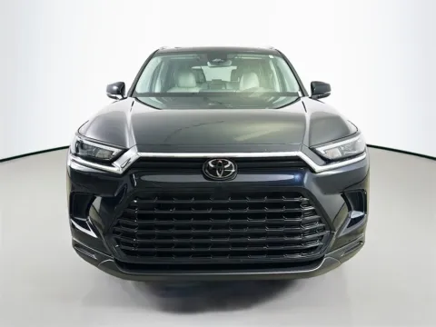 Photos of 2024 Toyota Grand Highlander XLE for sale in Summerville, SC at Automaxx of the Carolinas