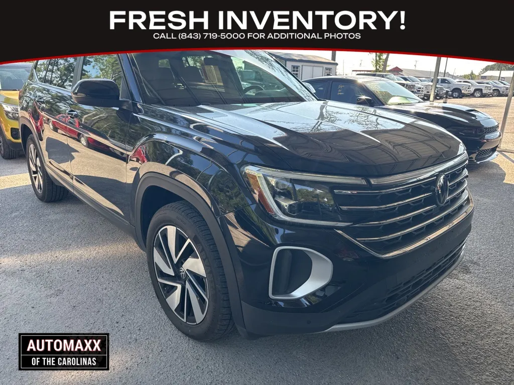 Black 2024 Volkswagen Atlas 2.0T SE w/Technology for sale in Summerville, SC