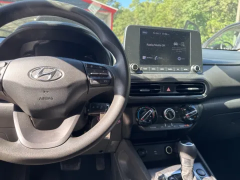 More photos of 2022 Hyundai Kona SE at Automaxx of the Carolinas, SC