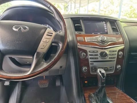 More photos of 2019 INFINITI QX80 LUXE at Automaxx of the Carolinas, SC