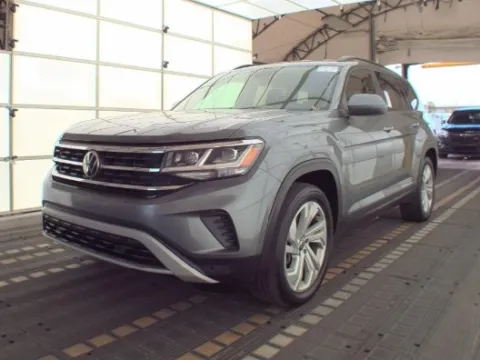 Photos of 2021 Volkswagen Atlas 3.6L V6 SE w/Technology for sale in Summerville, SC at Automaxx of the Carolinas