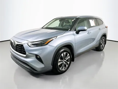 Another view of 2024 Toyota Highlander XLE for sale in Summerville, SC at Automaxx of the Carolinas