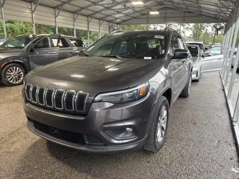 Gray 2021 Jeep Cherokee Latitude Lux for sale in Summerville, SC