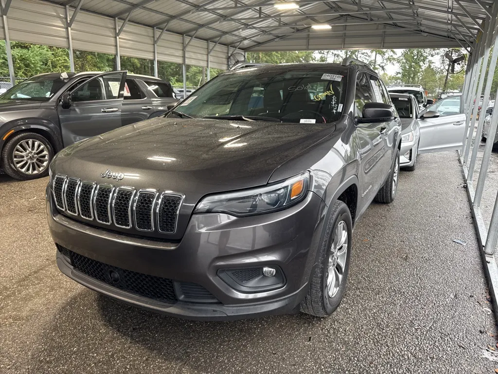 Gray 2021 Jeep Cherokee Latitude Lux for sale in Summerville, SC
