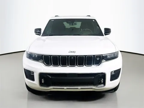 Photos of 2022 Jeep Grand Cherokee Overland for sale in Summerville, SC at Automaxx of the Carolinas