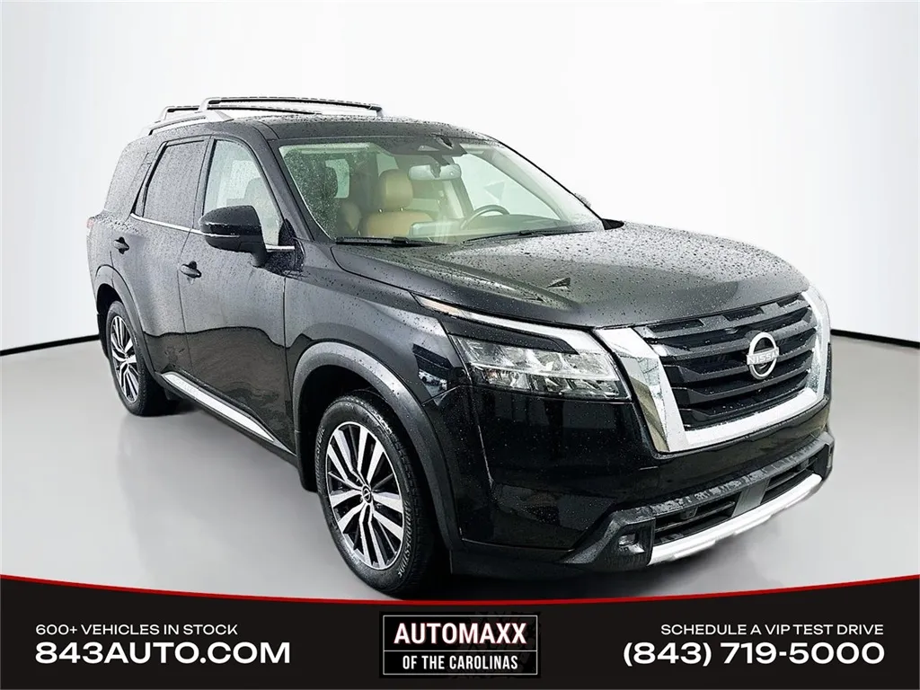 Black 2022 Nissan Pathfinder Platinum for sale in Summerville, SC