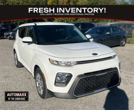 White 2020 Kia Soul LX for sale in Summerville, SC