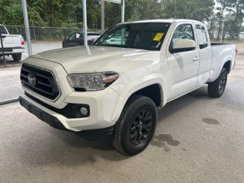 White 2022 Toyota Tacoma SR5 for sale in Summerville, SC