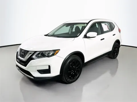 Another view of 2020 Nissan Rogue S for sale in Summerville, SC at Automaxx of the Carolinas