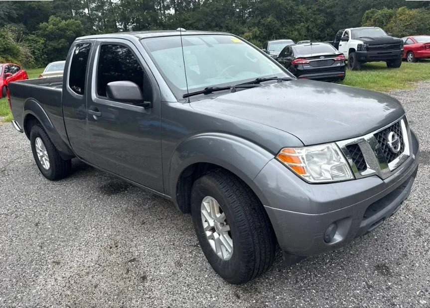 2017 Nissan Frontier SV