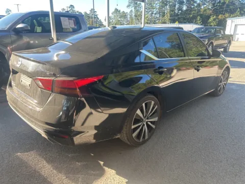 Another view of 2022 Nissan Altima 2.5 SR for sale in Summerville, SC at Automaxx of the Carolinas