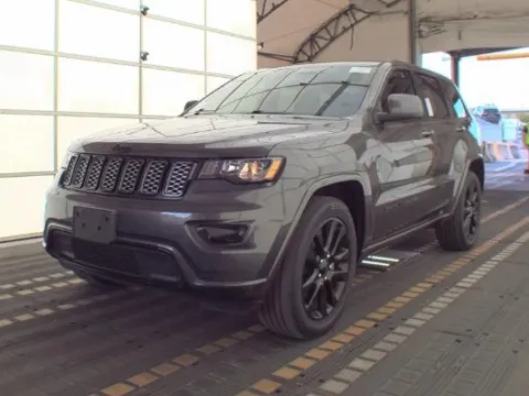 Photos of 2019 Jeep Grand Cherokee Altitude for sale in Summerville, SC at Automaxx of the Carolinas