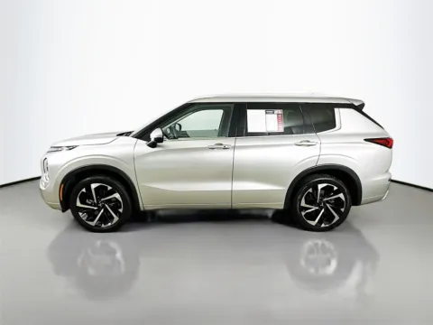 More photos of 2023 Mitsubishi Outlander SEL at Automaxx of the Carolinas, SC