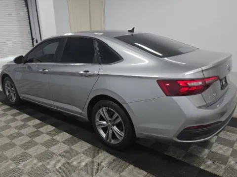 More photos of 2024 Volkswagen Jetta 1.5T SE at Automaxx of the Carolinas, SC