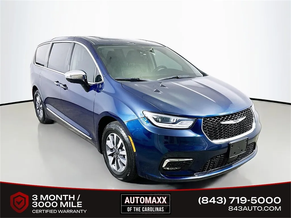 Blue 2023 Chrysler Pacifica Hybrid Limited for sale in Summerville, SC