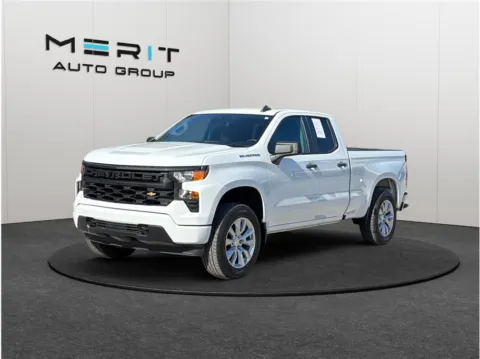 More photos of 2022 Chevrolet Silverado 1500 Double Cab Custom Pickup 4D 6 1/2 ft at Merit Auto Group Lem Turner, FL