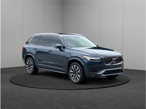 Blue 2020 Volvo XC90 T5 Momentum Sport Utility 4D for sale in Jacksonville, FL