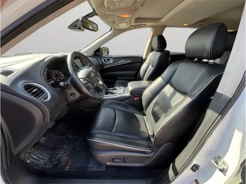 Photos of 2020 Infiniti QX60 PURE Sport Utility 4D for sale in Jacksonville, FL at Merit Auto Group Lem Turner