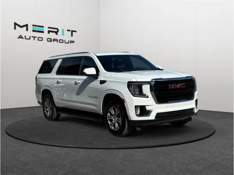 White 2022 GMC Yukon XL SLE Sport Utility 4D for sale in Jacksonville, FL
