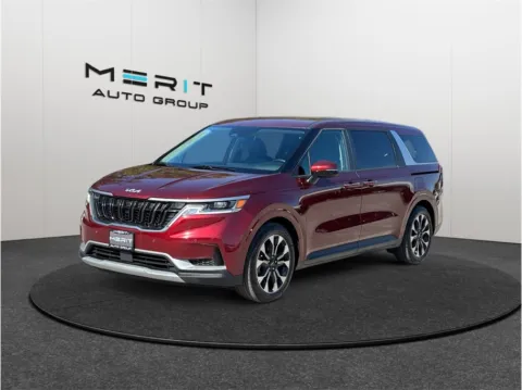 More photos of 2023 Kia Carnival EX Minivan 4D at Merit Auto Group Lem Turner, FL