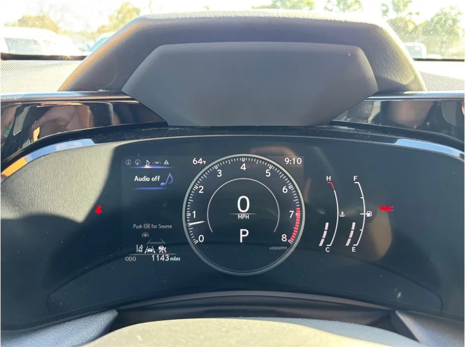 2025 Lexus NX 250 - Photo 24