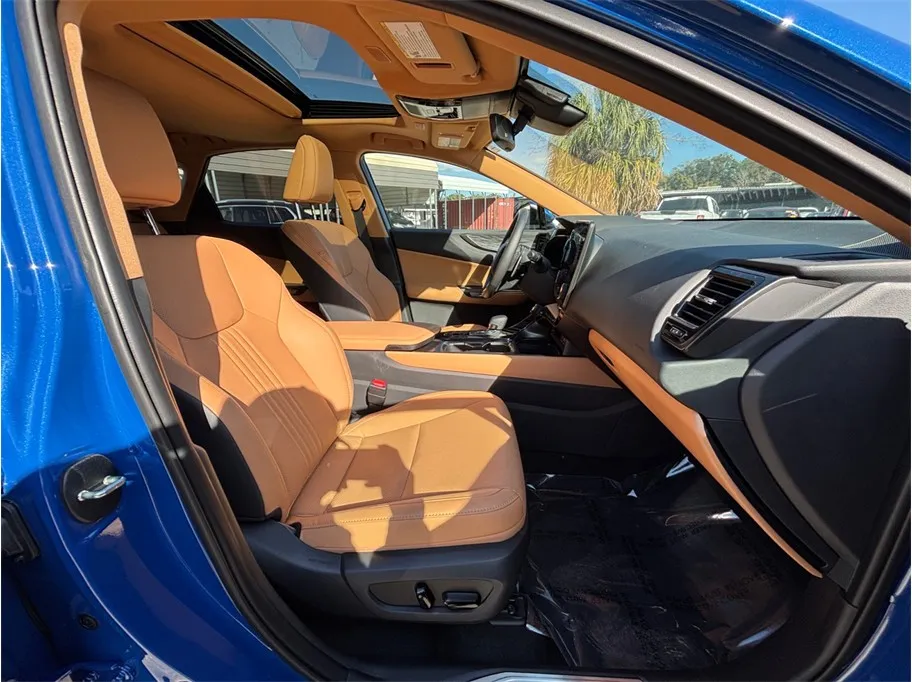 2025 Lexus NX 250 - Photo 43