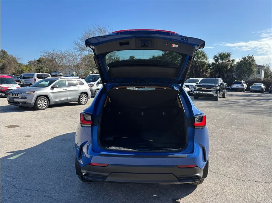 2025 Lexus NX 250 - Photo 47