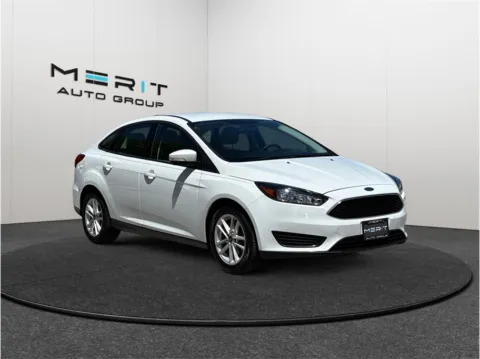 White 2016 Ford Focus SE Sedan 4D for sale in Jacksonville, FL
