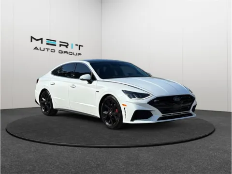 White 2022 Hyundai Sonata N Line Night Edition Sedan 4D for sale in Jacksonville, FL