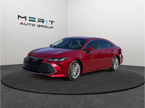 Another view of 2019 Toyota Avalon Limited Sedan 4D for sale in Jacksonville, FL at Merit Auto Group Lem Turner