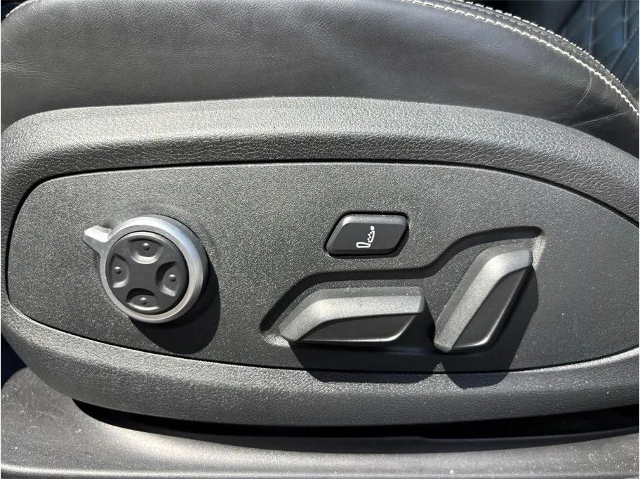 2023 Audi S4 Prestige - Photo 23